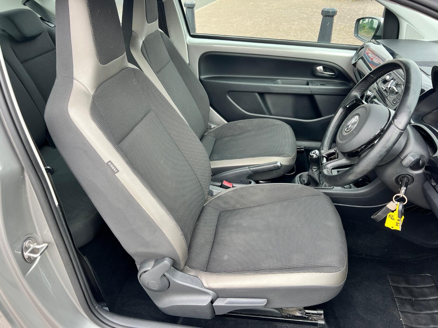 Used Volkswagen up! 2014 for sale - 78056953: Photo 5