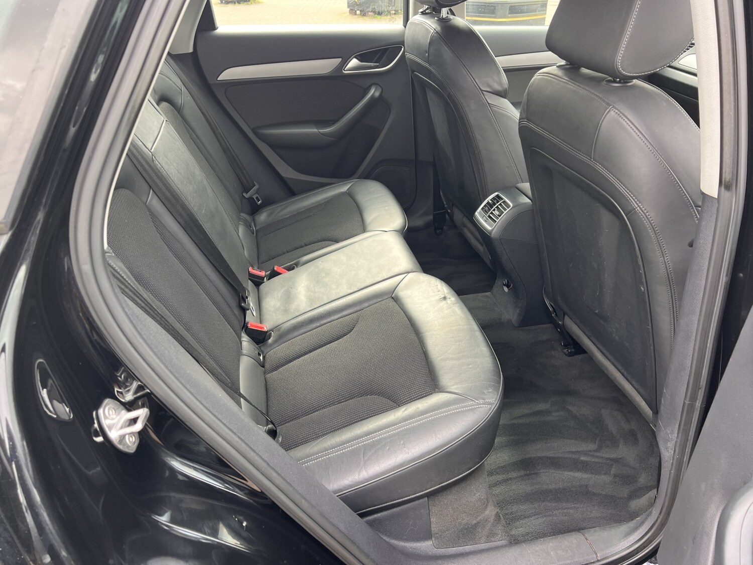 Used Audi Q3 2012 for sale - 78125184: Photo 6