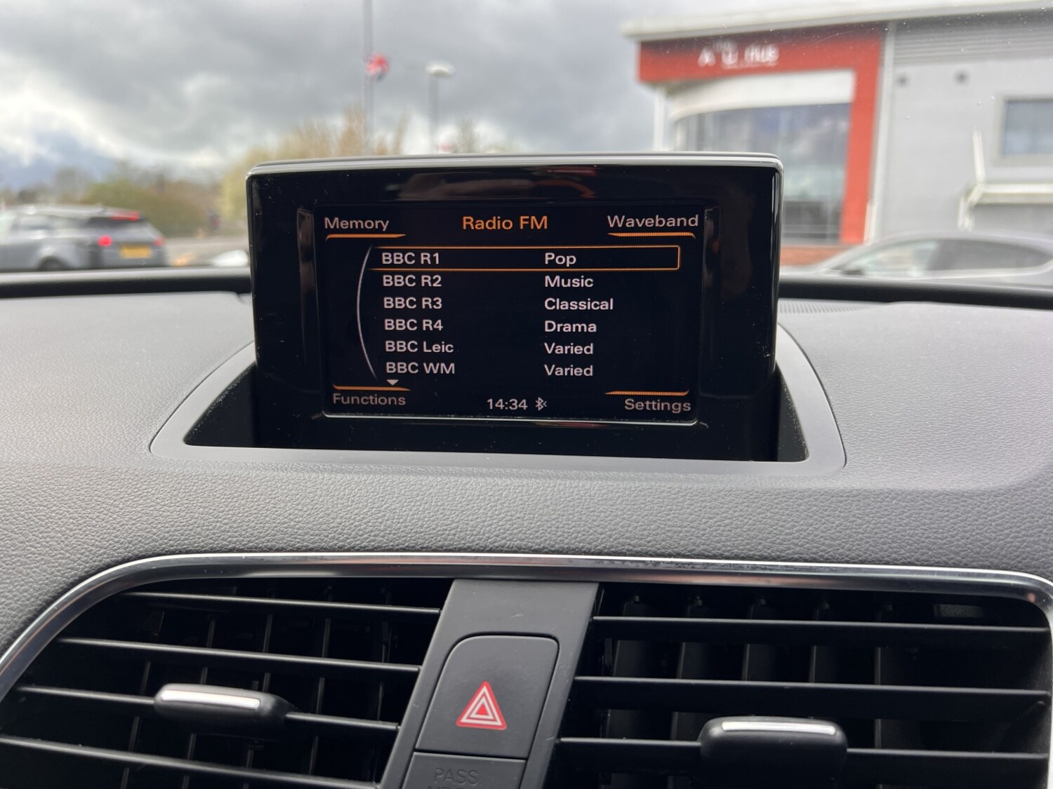 Used Audi Q3 2012 for sale - 78125184: Photo 9