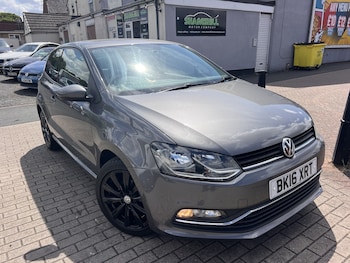 Used Volkswagen Polo 2016 for sale - 79395165: Photo