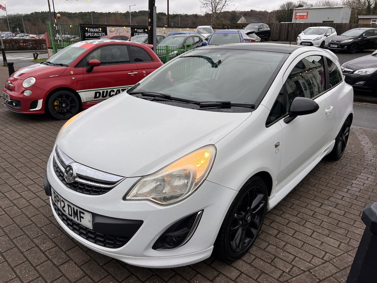 Used Vauxhall Corsa 2012 for sale - 77189229: Photo 2