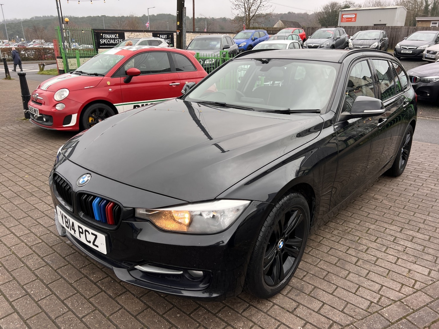 Used BMW 3 Series 2014 for sale - 77370701: Photo 2