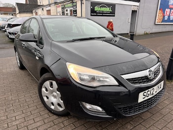 Used Vauxhall Astra 2012 for sale - 77370710: Photo