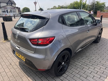 Used Renault Clio 2015 for sale - 78534668: Photo