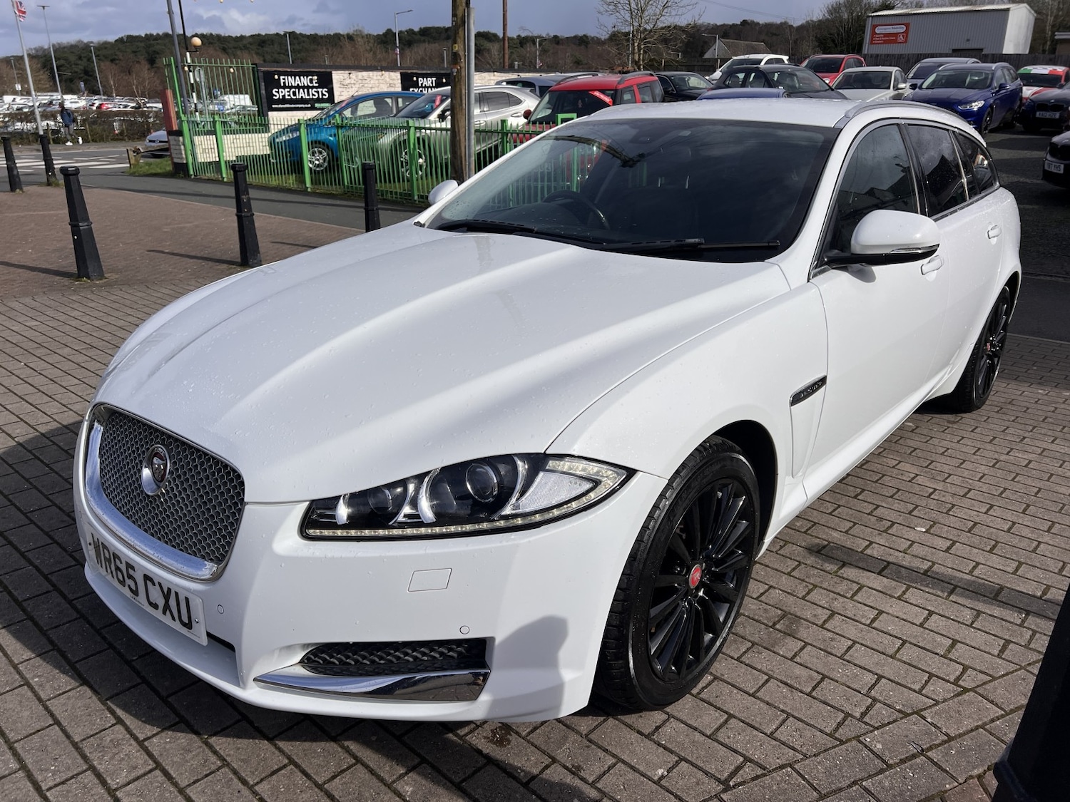 Used Jaguar XF 2015 for sale - 77880994: Photo 2