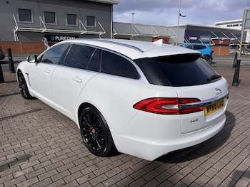 Used Jaguar XF 2015 for sale - 77880994: Photo