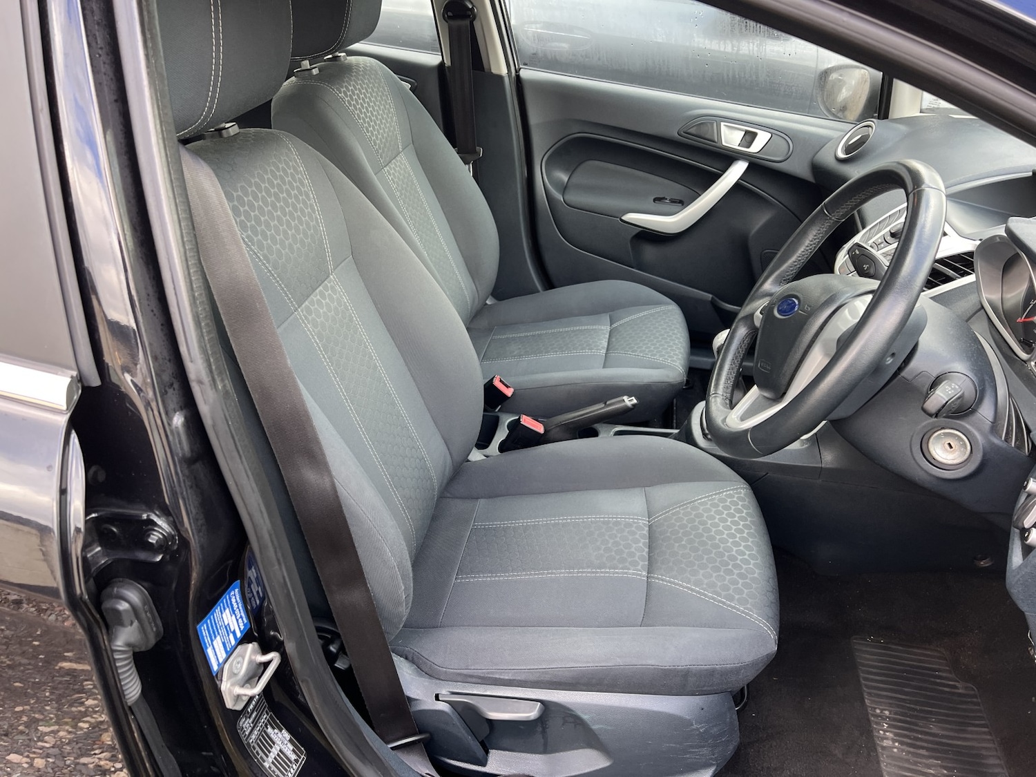 Used Ford Fiesta 2012 for sale - 78125091: Photo 4