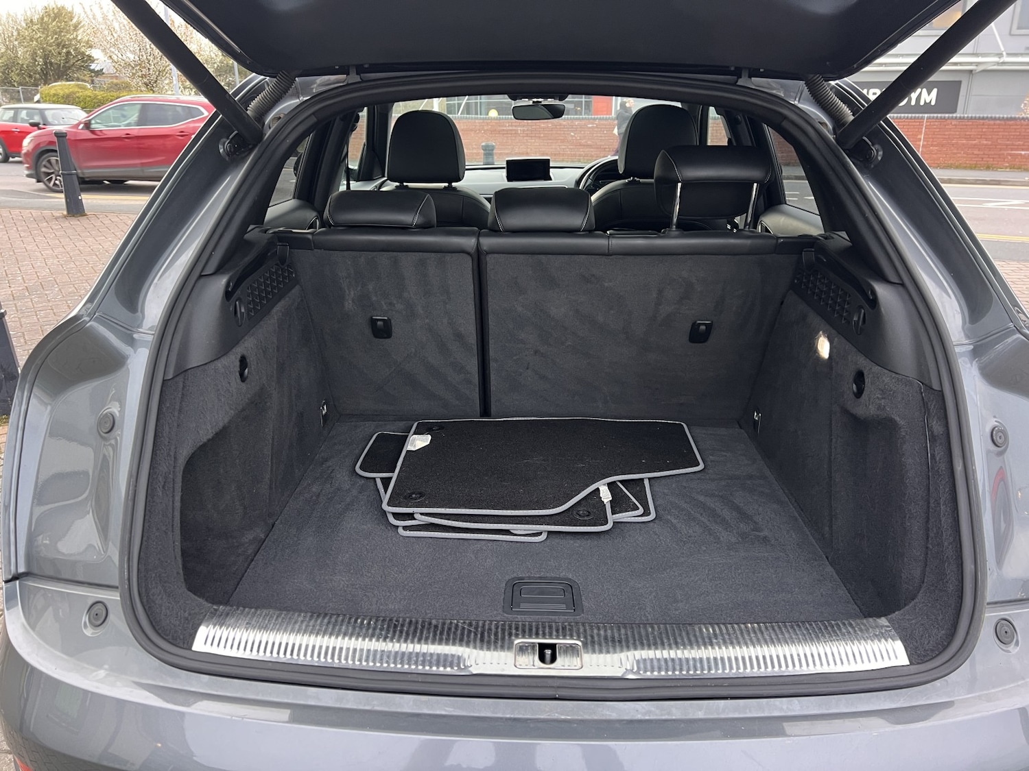 Used Audi Q3 2018 for sale - 78098227: Photo 21