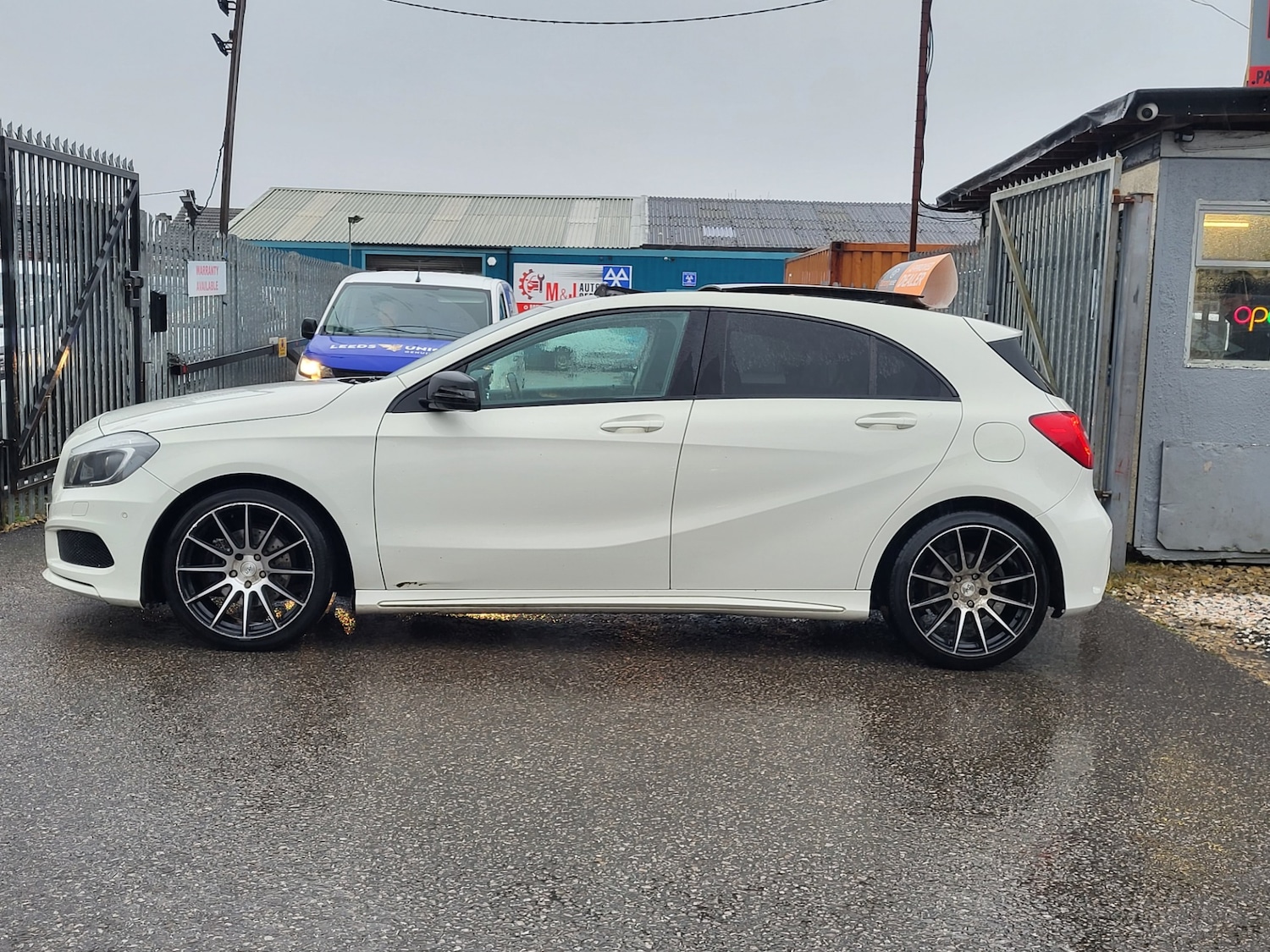 Used Mercedes-Benz A-Class 2014 for sale - 77460366: Photo 18