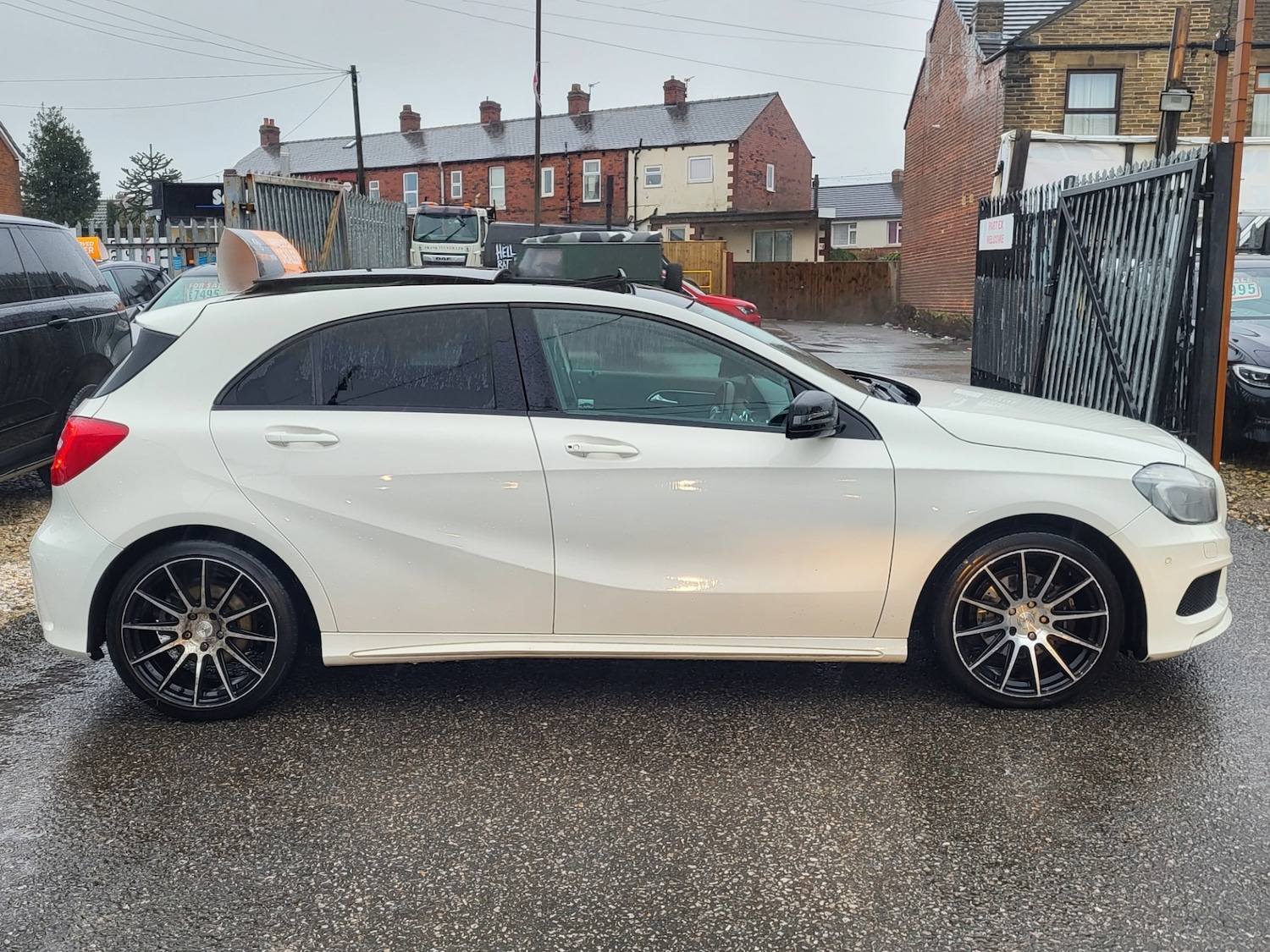 Used Mercedes-Benz A-Class 2014 for sale - 77460366: Photo 4