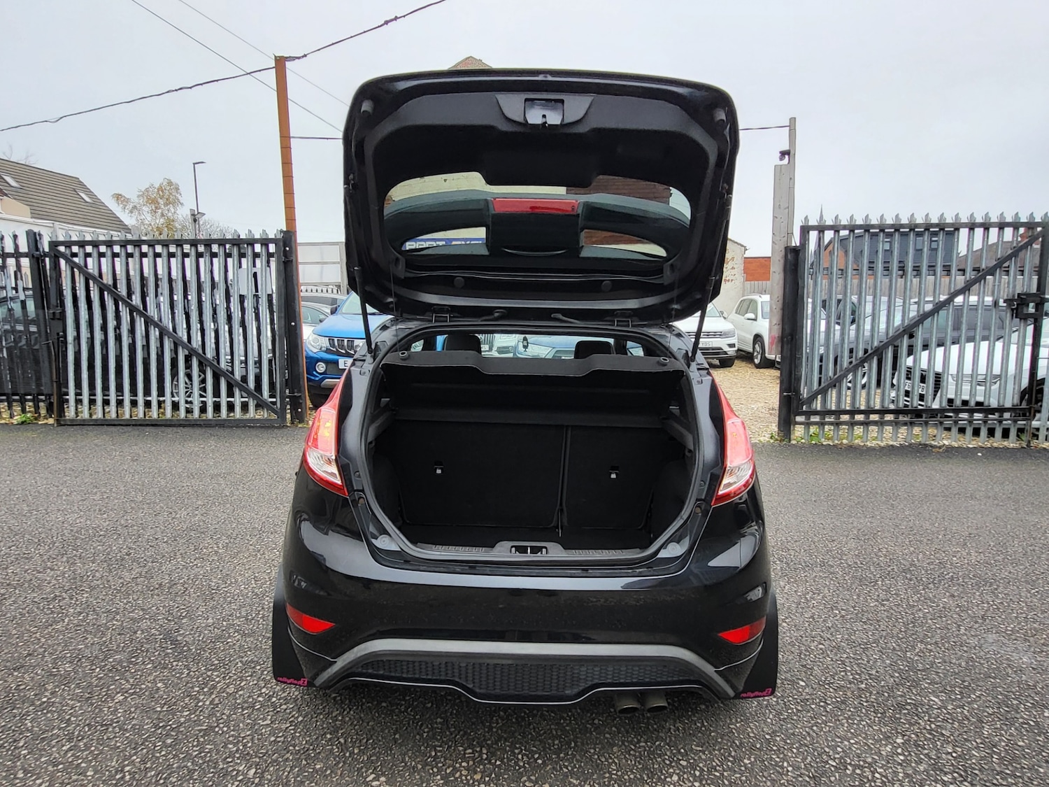 Used Ford Fiesta 2014 for sale - 76963036: Photo 10