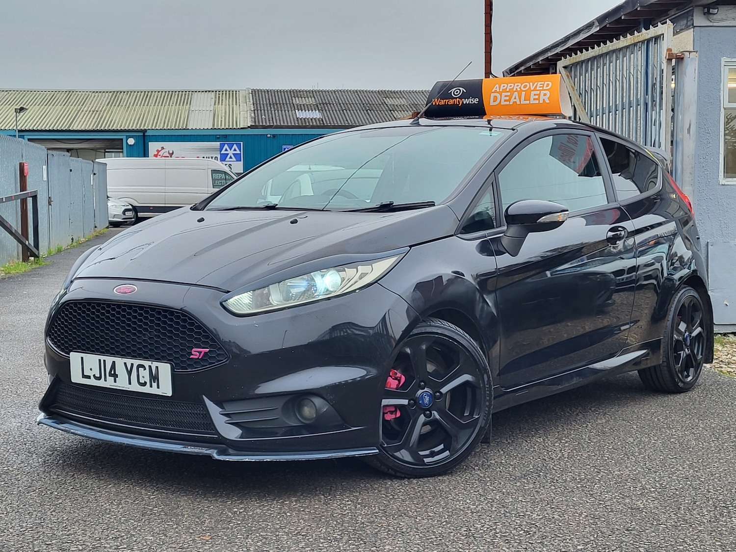 Used Ford Fiesta 2014 for sale - 76963036: Photo 14