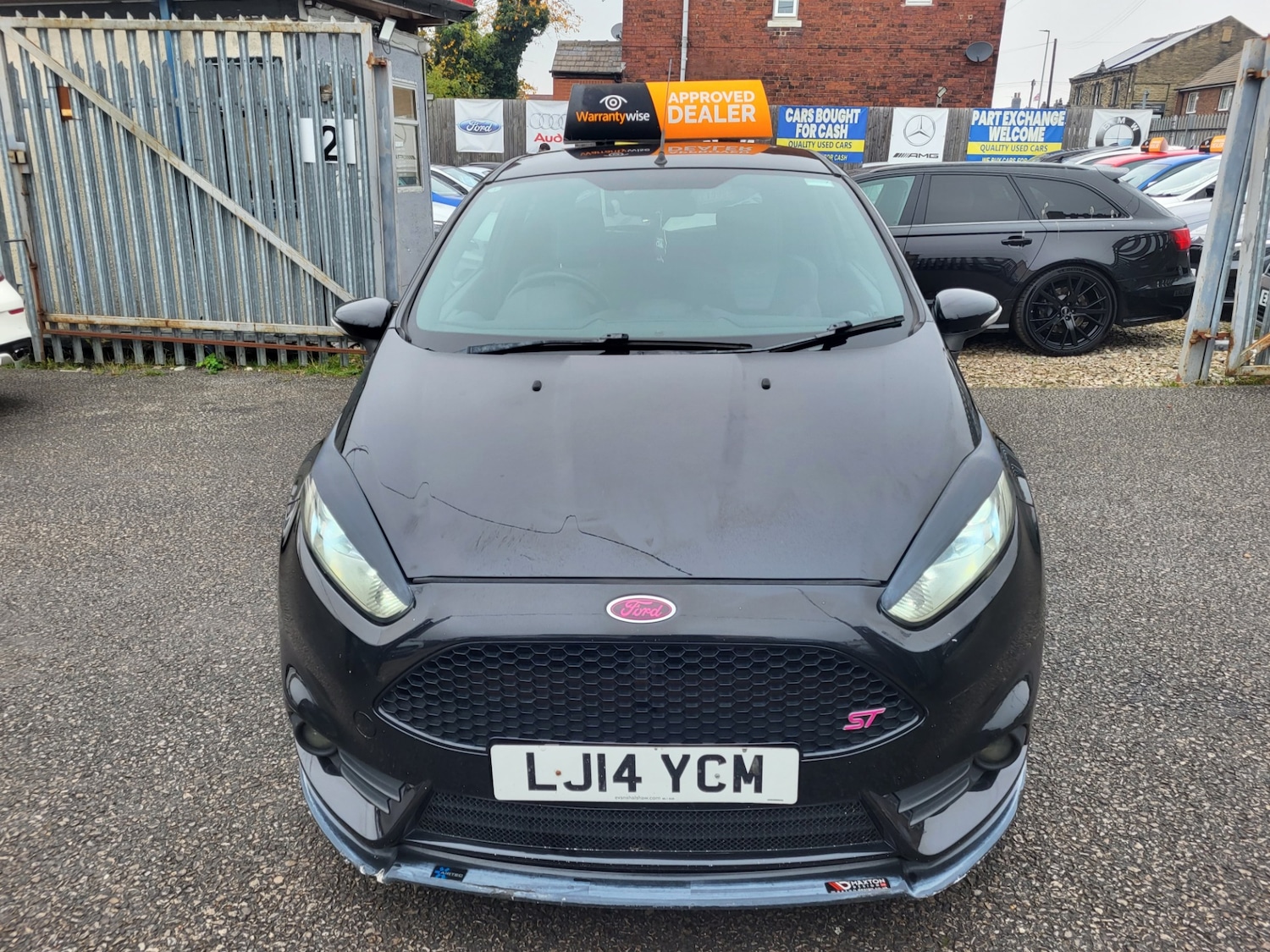 Used Ford Fiesta 2014 for sale - 76963036: Photo 2