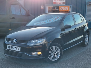 Used Volkswagen Polo 2015 for sale - 76963017: Photo