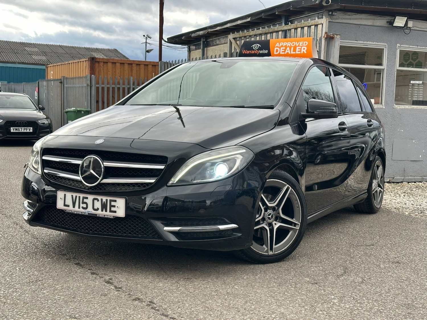 Used Mercedes-Benz B Class 2015 for sale - 78012308: Photo 16