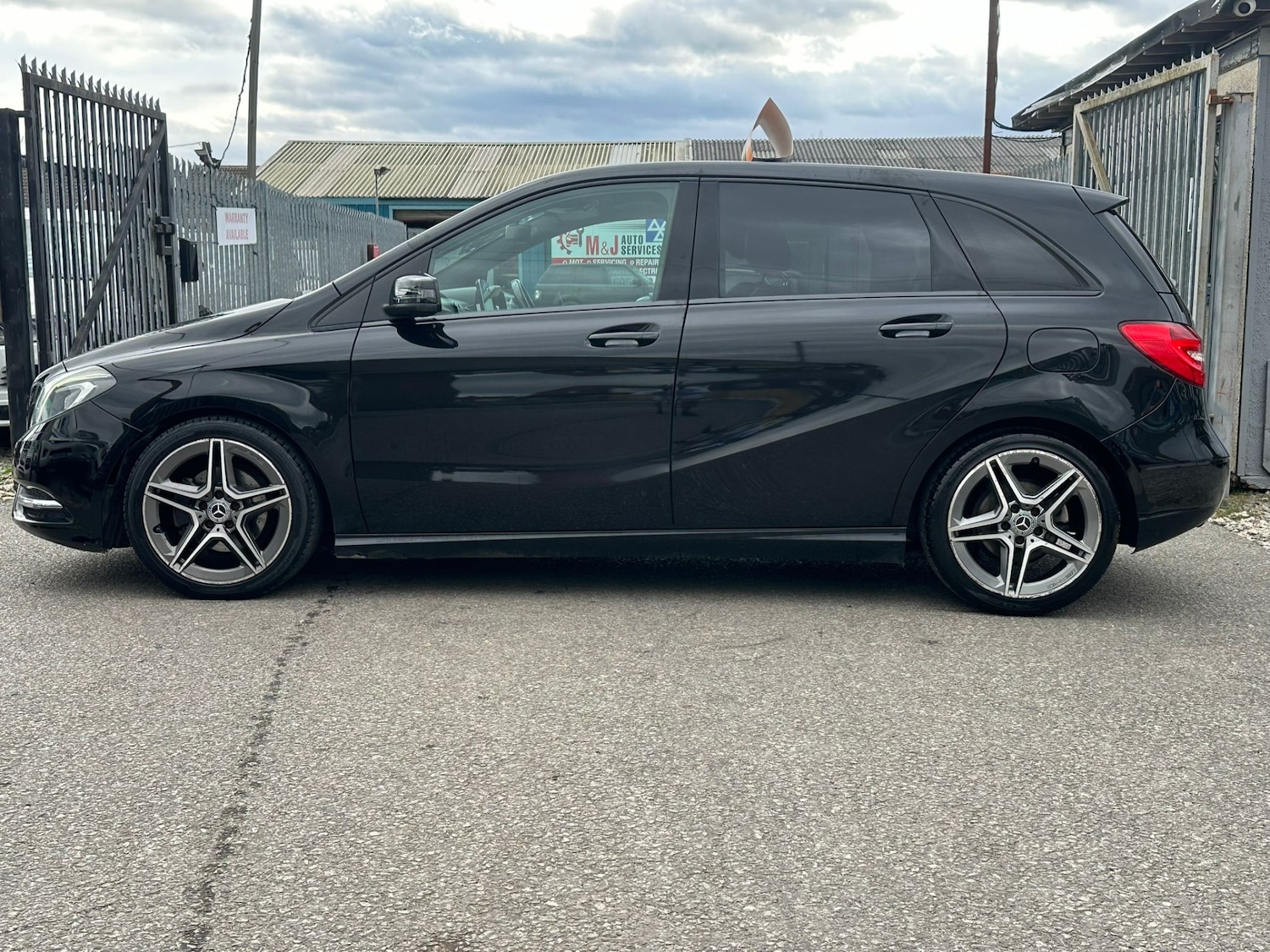 Used Mercedes-Benz B Class 2015 for sale - 78012308: Photo 18