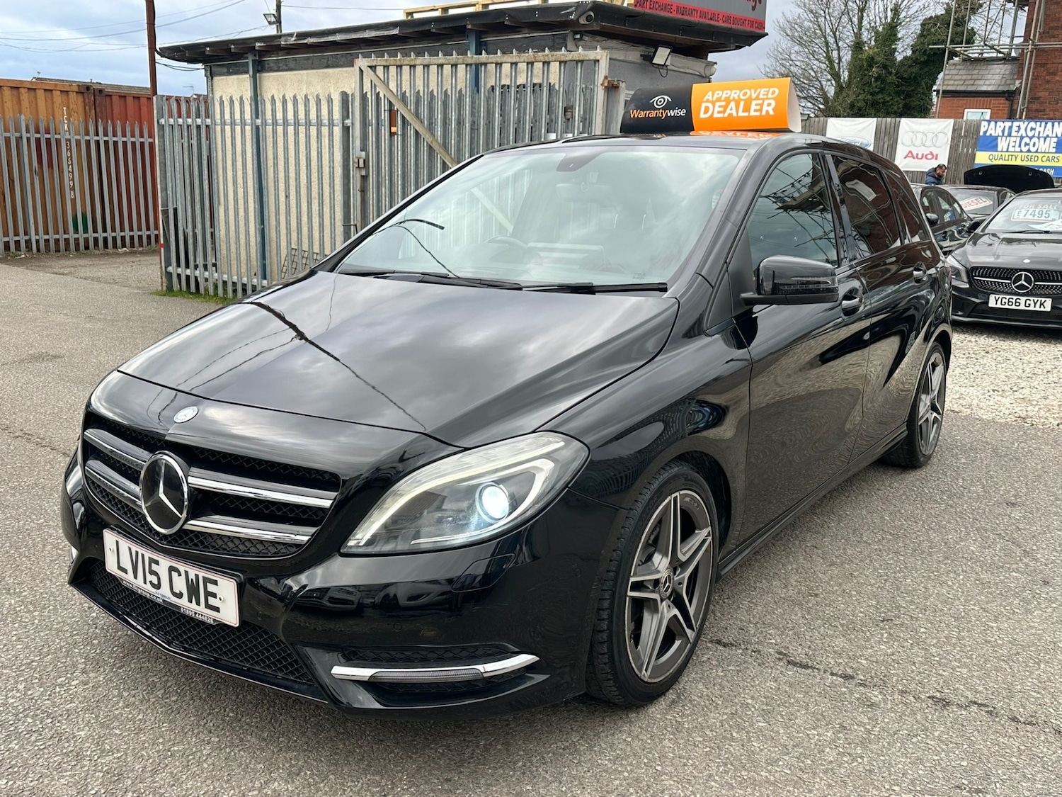 Used Mercedes-Benz B Class 2015 for sale - 78012308: Photo 30
