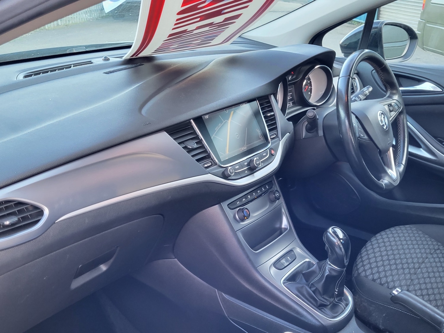 Used Vauxhall Astra 2017 for sale - 76961227: Photo 7