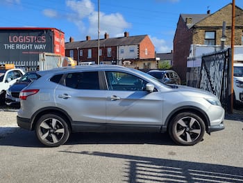 Used Nissan Qashqai 2017 for sale - 79879472: Photo