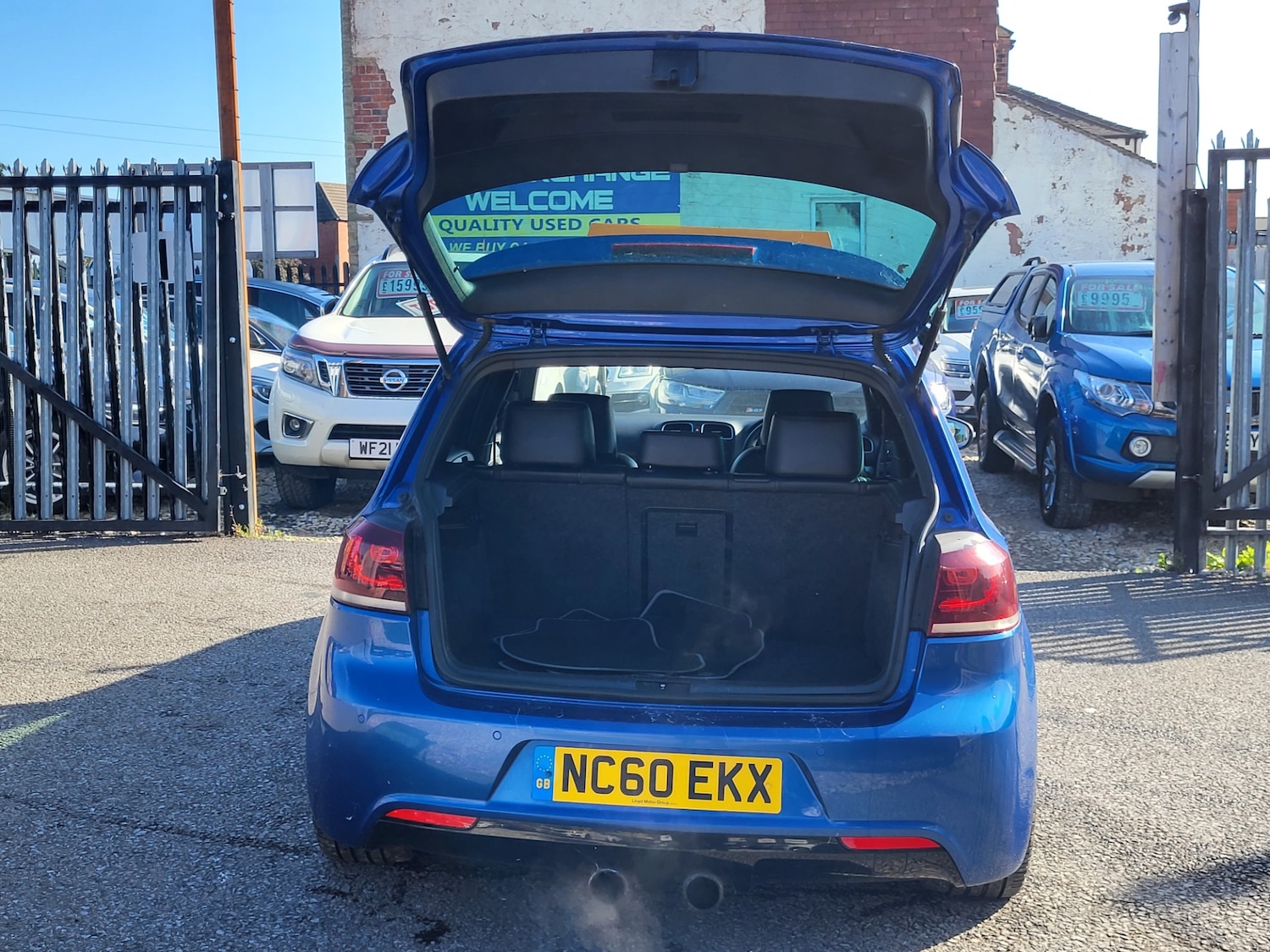 Used Volkswagen Golf 2010 for sale - 76962969: Photo 11