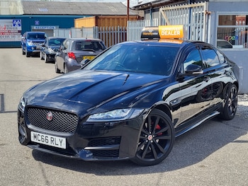 Used Jaguar XF 2016 for sale - 78951956: Photo