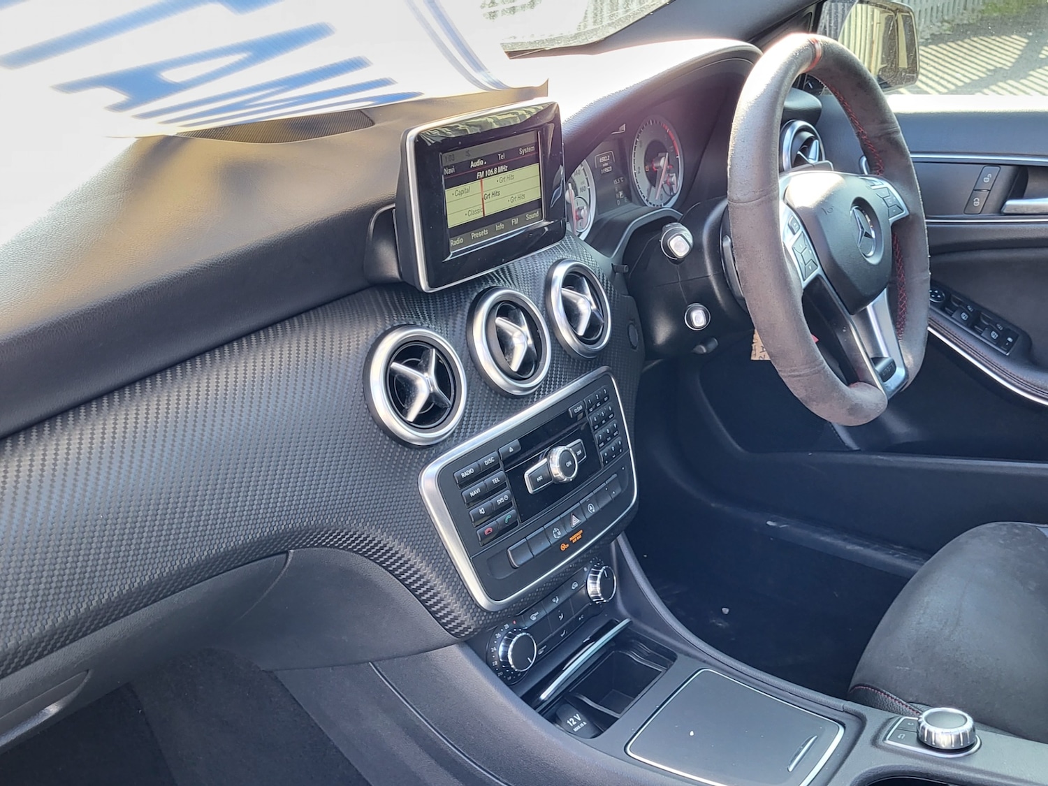 Used Mercedes-Benz A-Class 2015 for sale - 76962868: Photo 8
