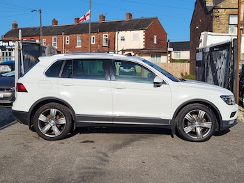 Used Volkswagen Tiguan 2017 for sale - 76963007: Photo