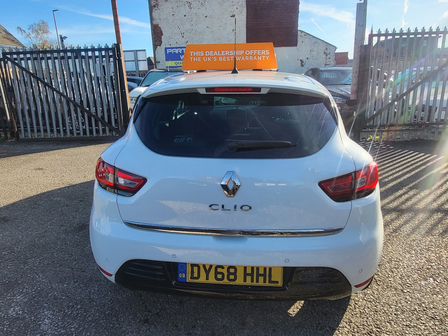 Used Renault Clio 2018 for sale - 76960726: Photo 12
