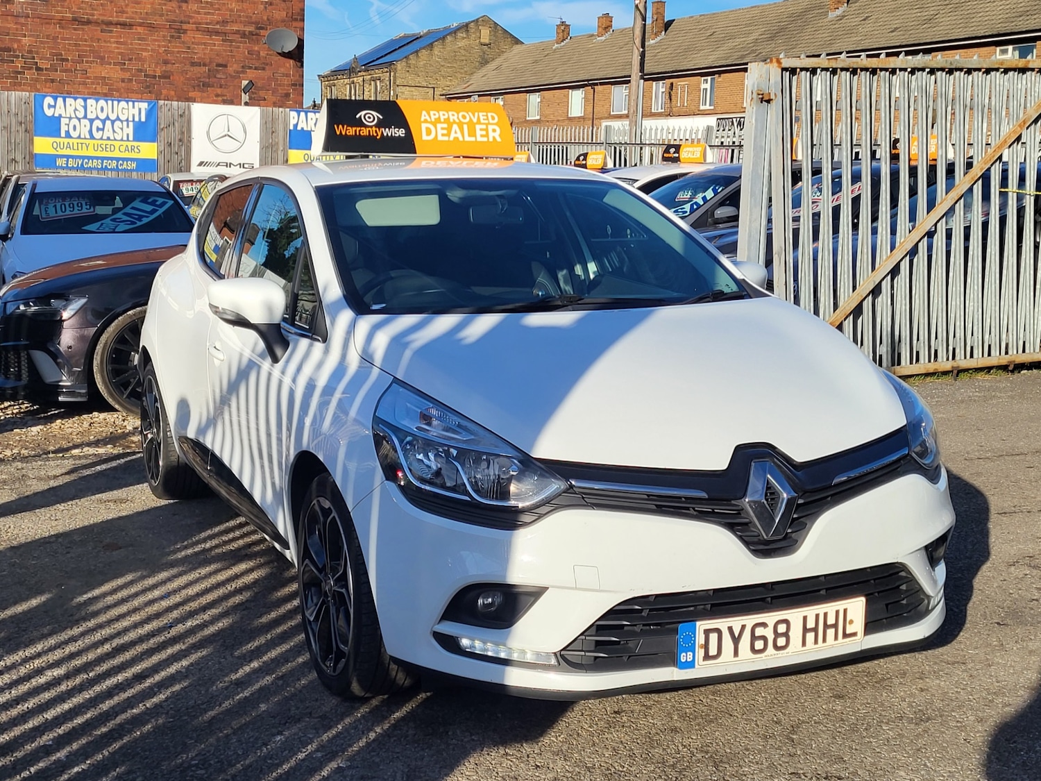Used Renault Clio 2018 for sale - 76960726: Photo 26