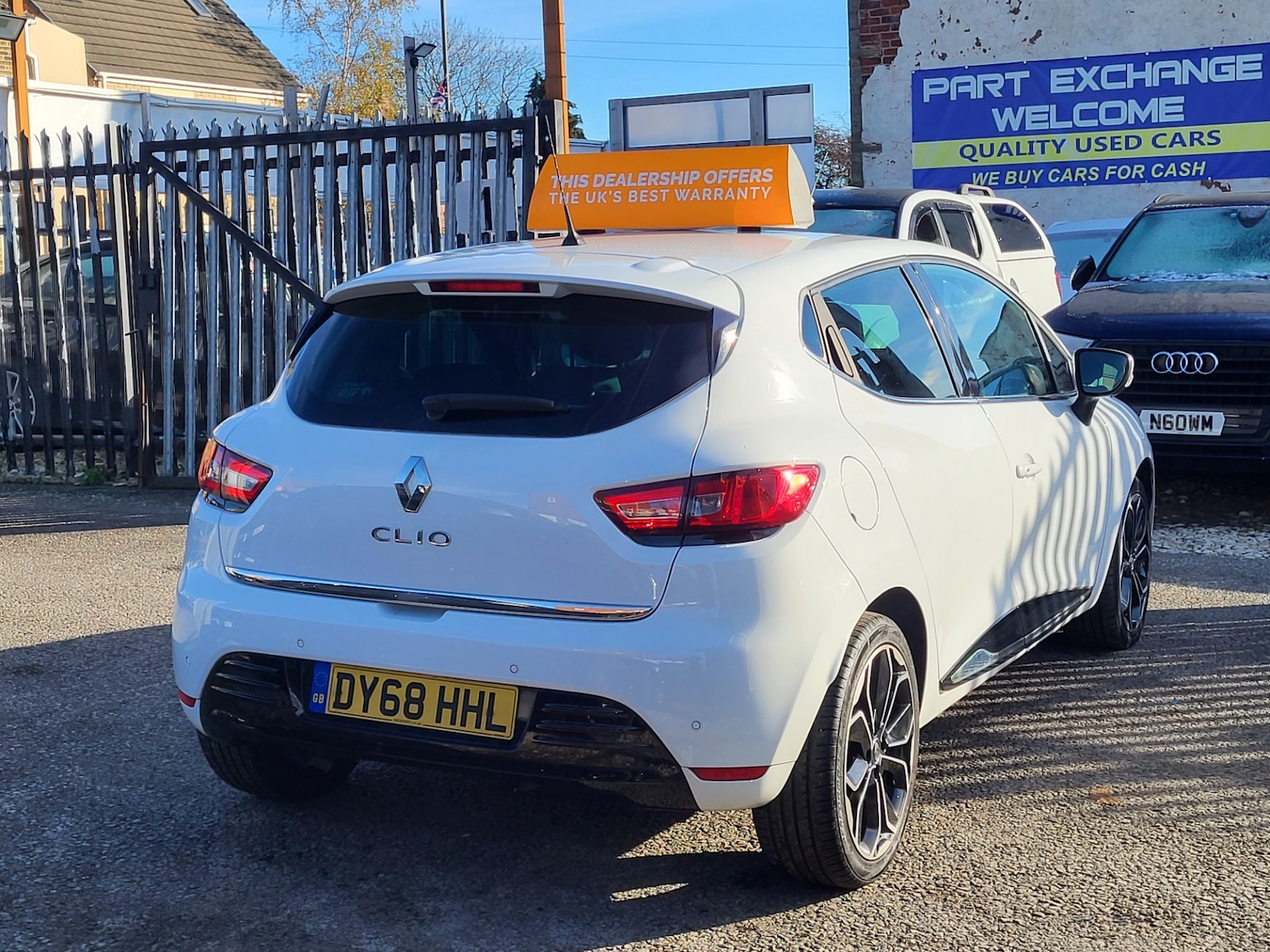 Used Renault Clio 2018 for sale - 76960726: Photo 9
