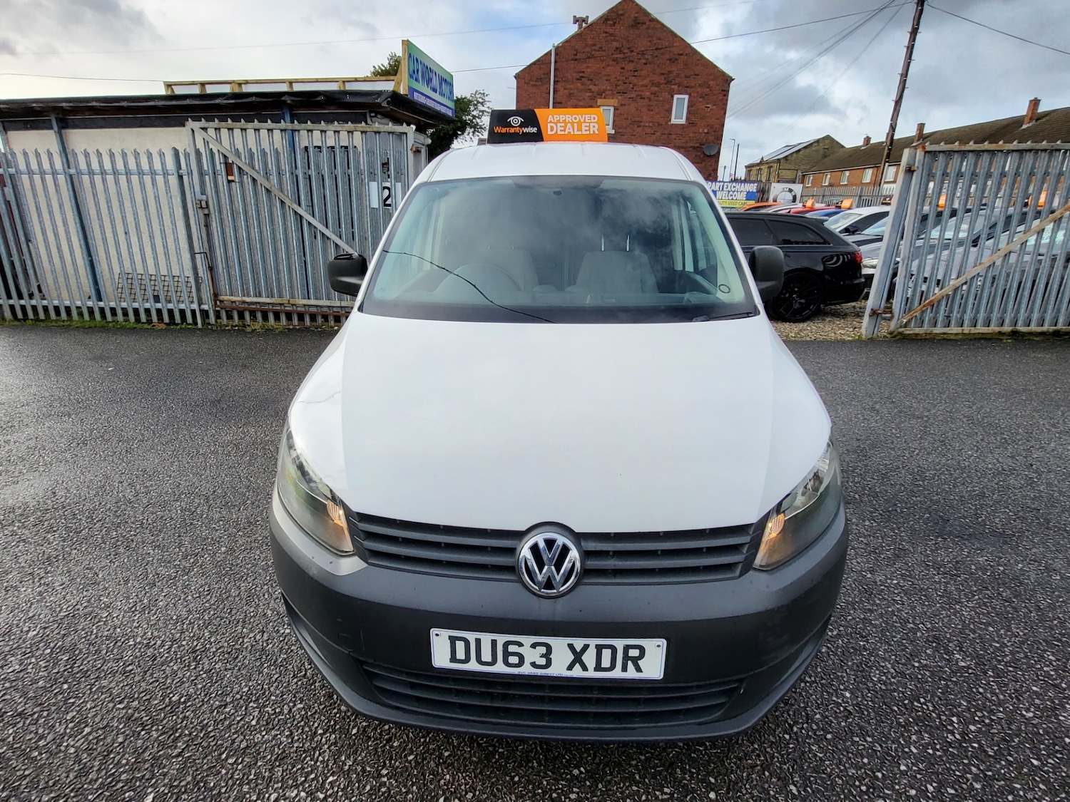 Used Volkswagen Caddy 2013 for sale - 76958594: Photo 2