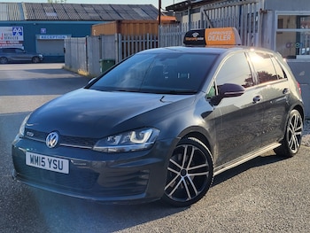 Used Volkswagen Golf 2015 for sale - 79187833: Photo