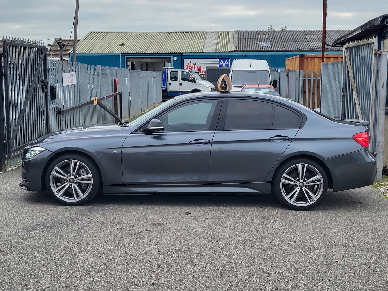 Used BMW 3 Series 2015 for sale - 76963032: Photo 5