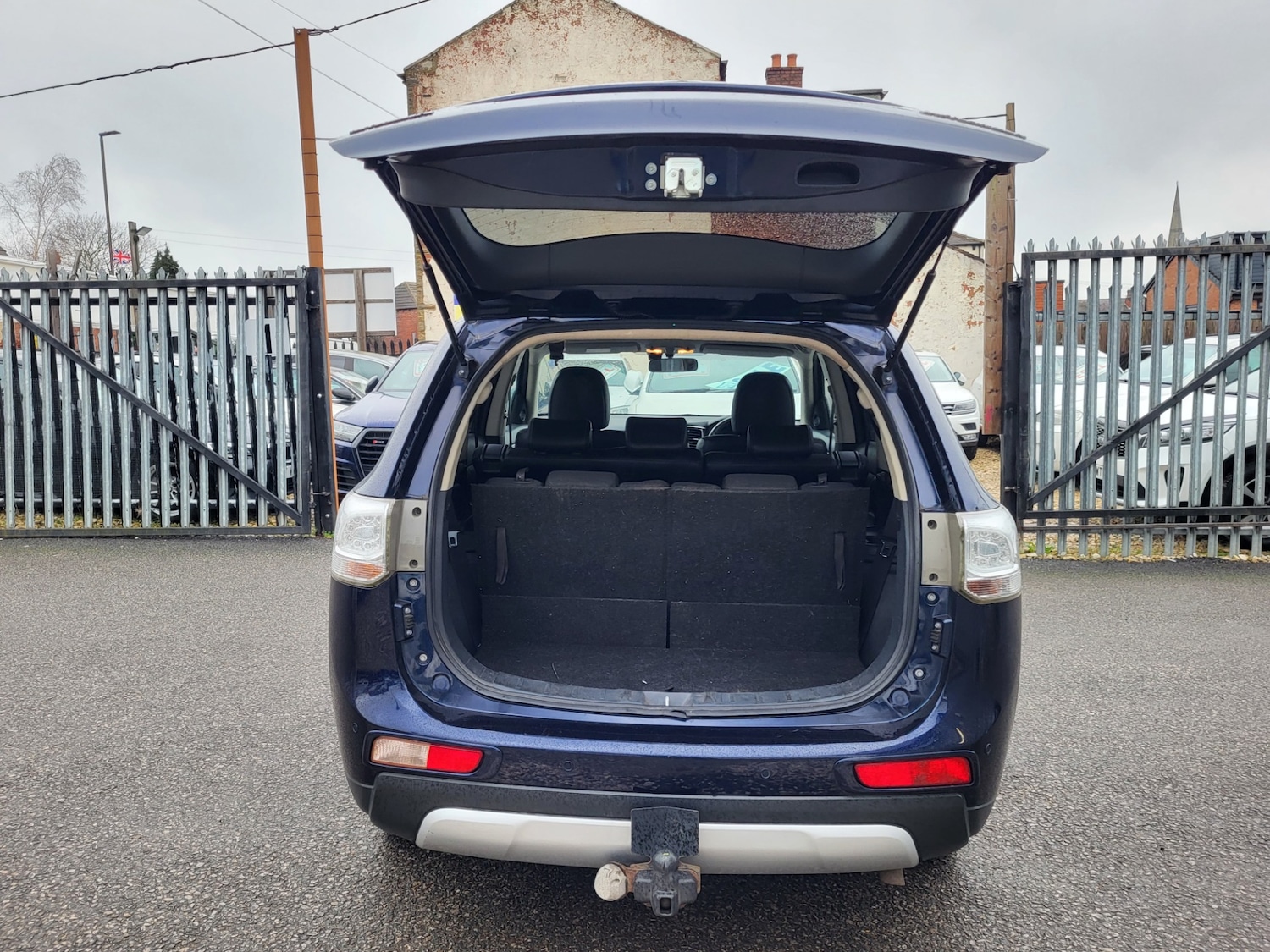 Used Mitsubishi Outlander 2015 for sale - 77297154: Photo 10