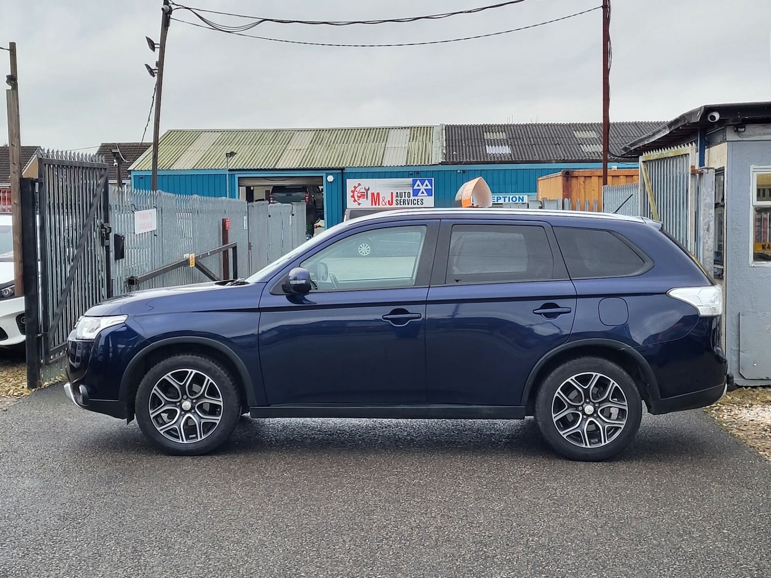 Used Mitsubishi Outlander 2015 for sale - 77297154: Photo 5