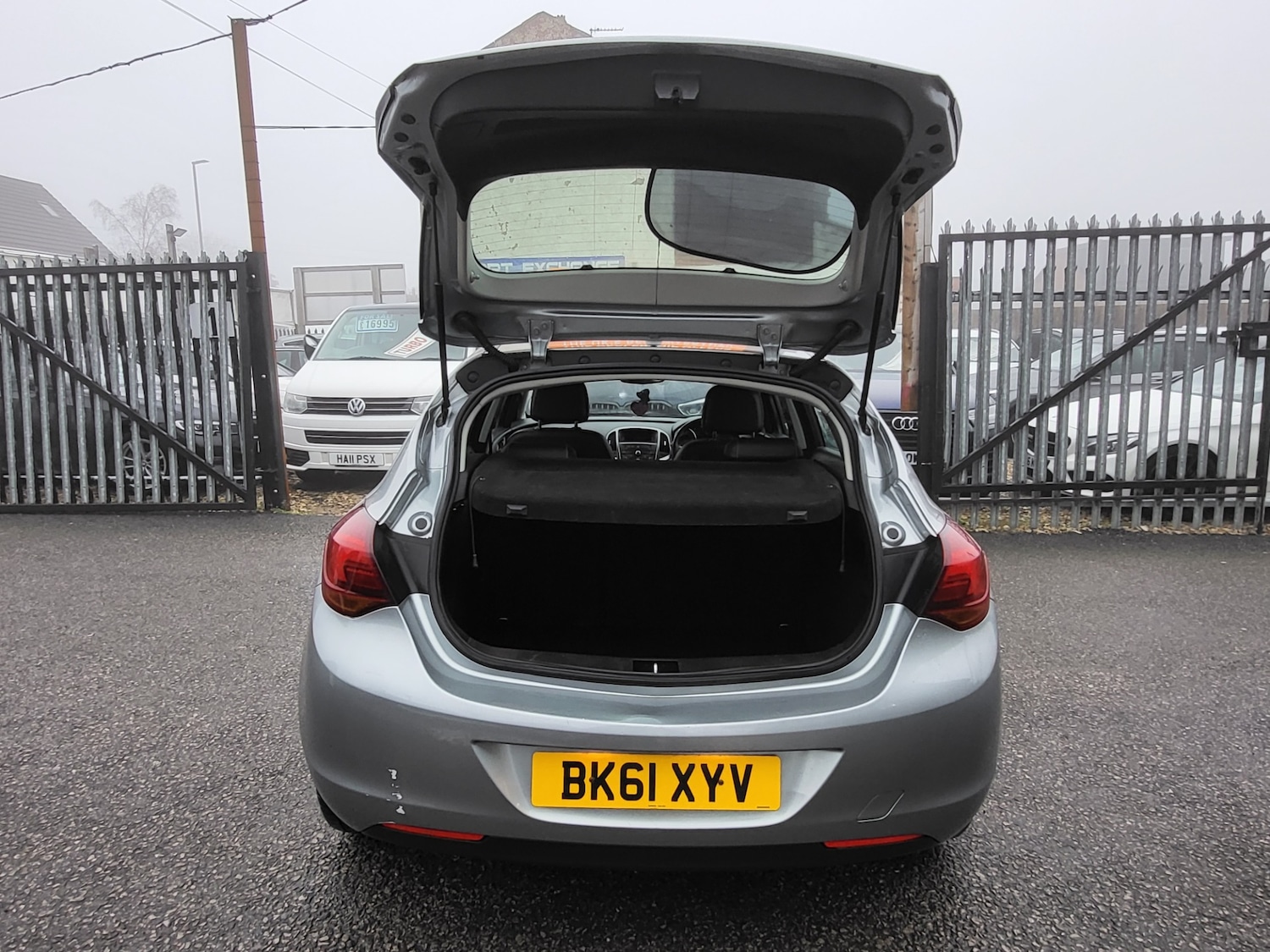 Used Vauxhall Astra 2011 for sale - 77019430: Photo 10