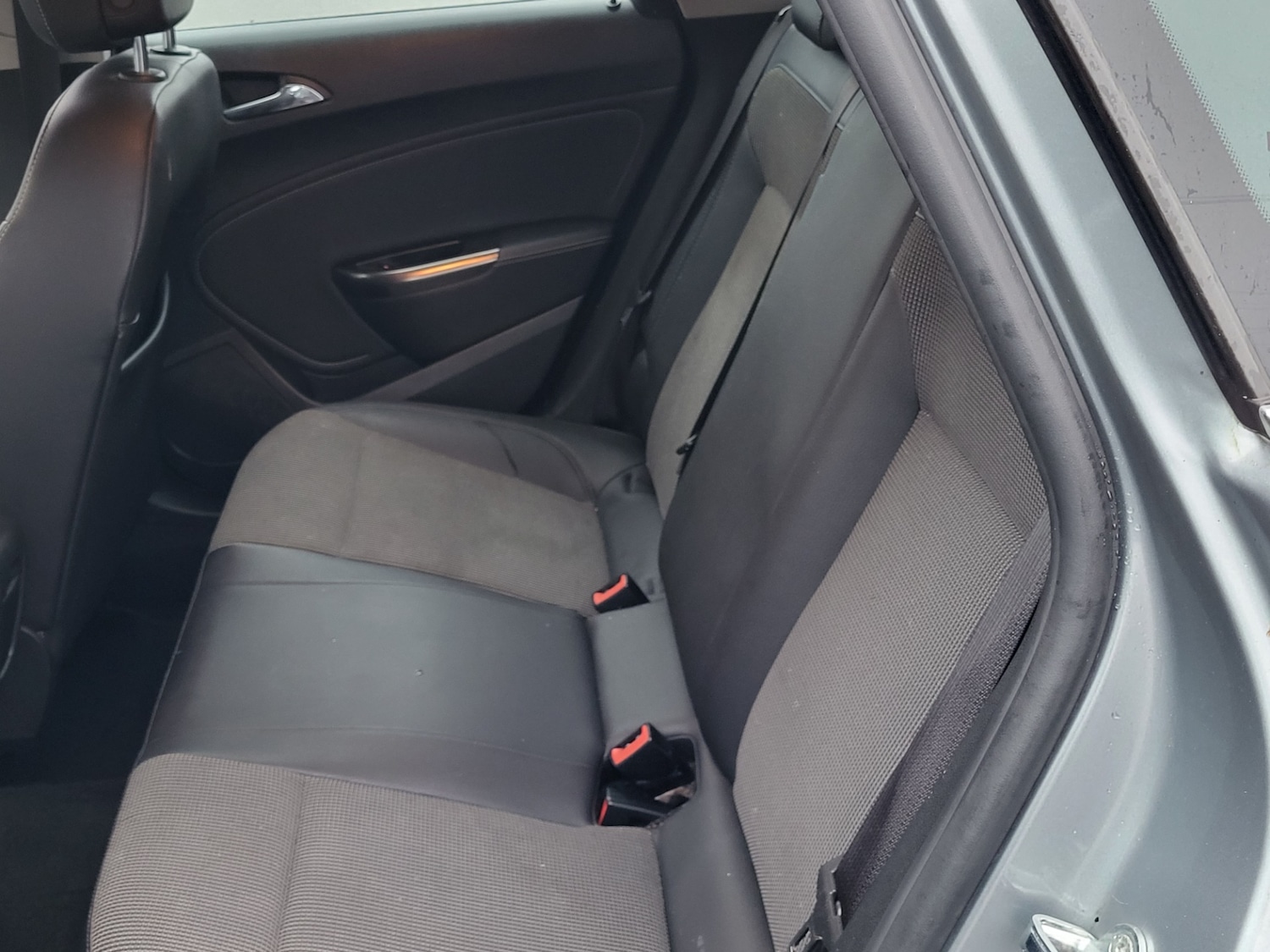 Used Vauxhall Astra 2011 for sale - 77019430: Photo 19