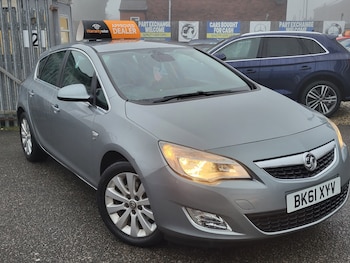 Used Vauxhall Astra 2011 for sale - 77019430: Photo