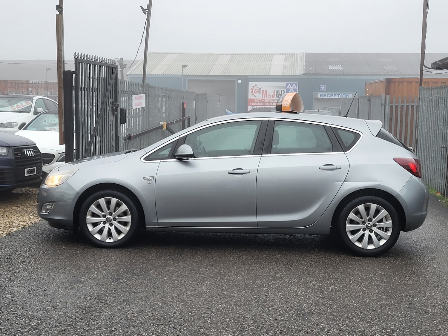 Used Vauxhall Astra 2011 for sale - 77019430: Photo 5