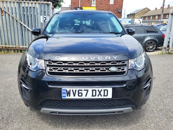 Used Land Rover Discovery Sport 2017 for sale - 79054448: Photo