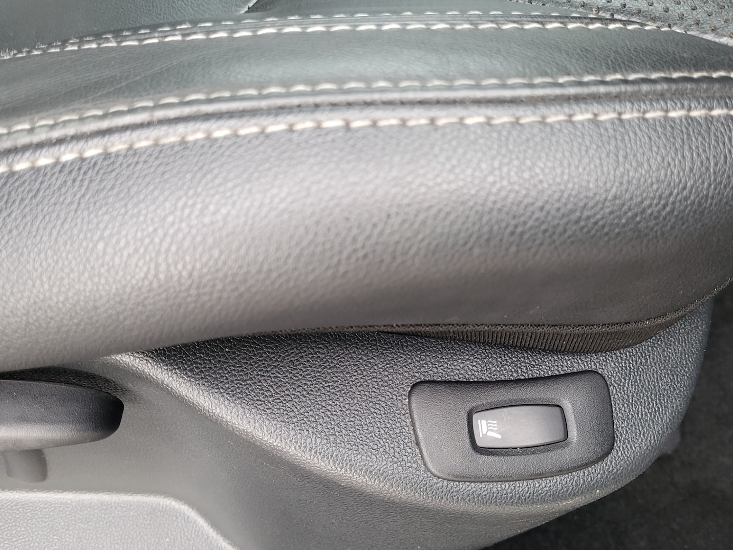 Used Renault Clio 2018 for sale - 76960737: Photo 22