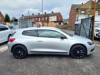 Used Volkswagen Scirocco 2011 for sale - 79663692: Photo