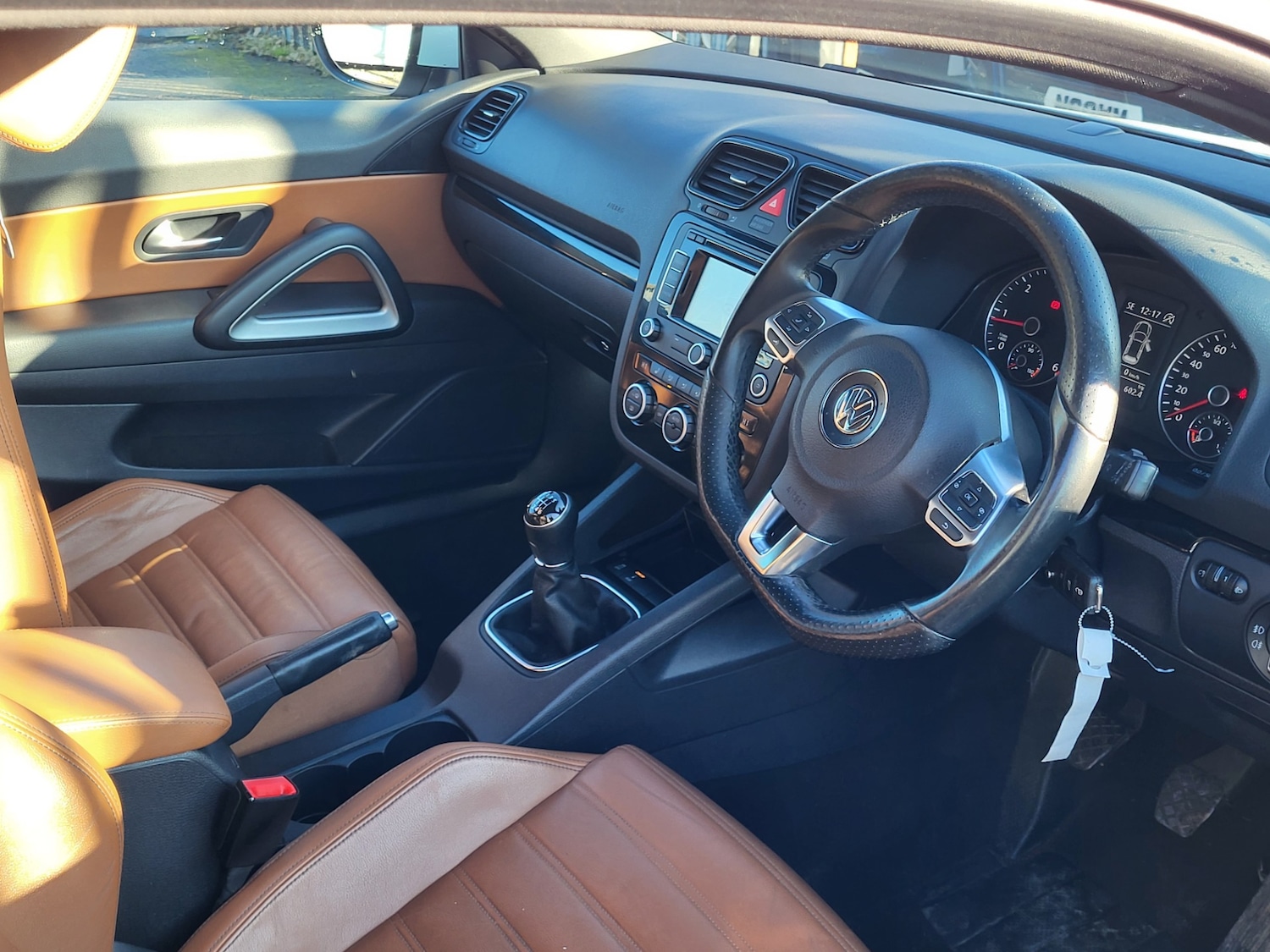 Used Volkswagen Scirocco 2013 for sale - 77137781: Photo 6