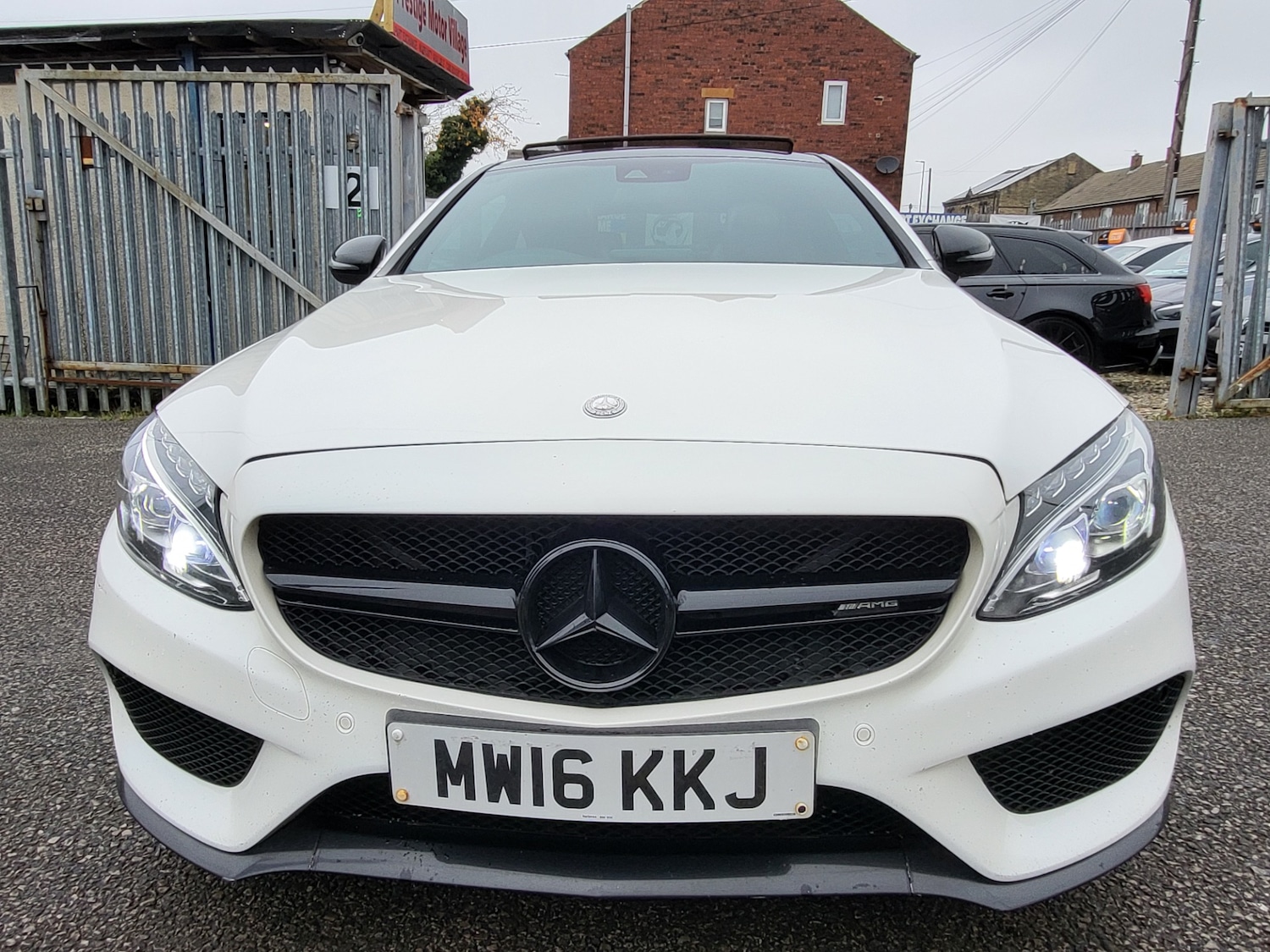 Used Mercedes-Benz C Class 2016 for sale - 76960338: Photo 14