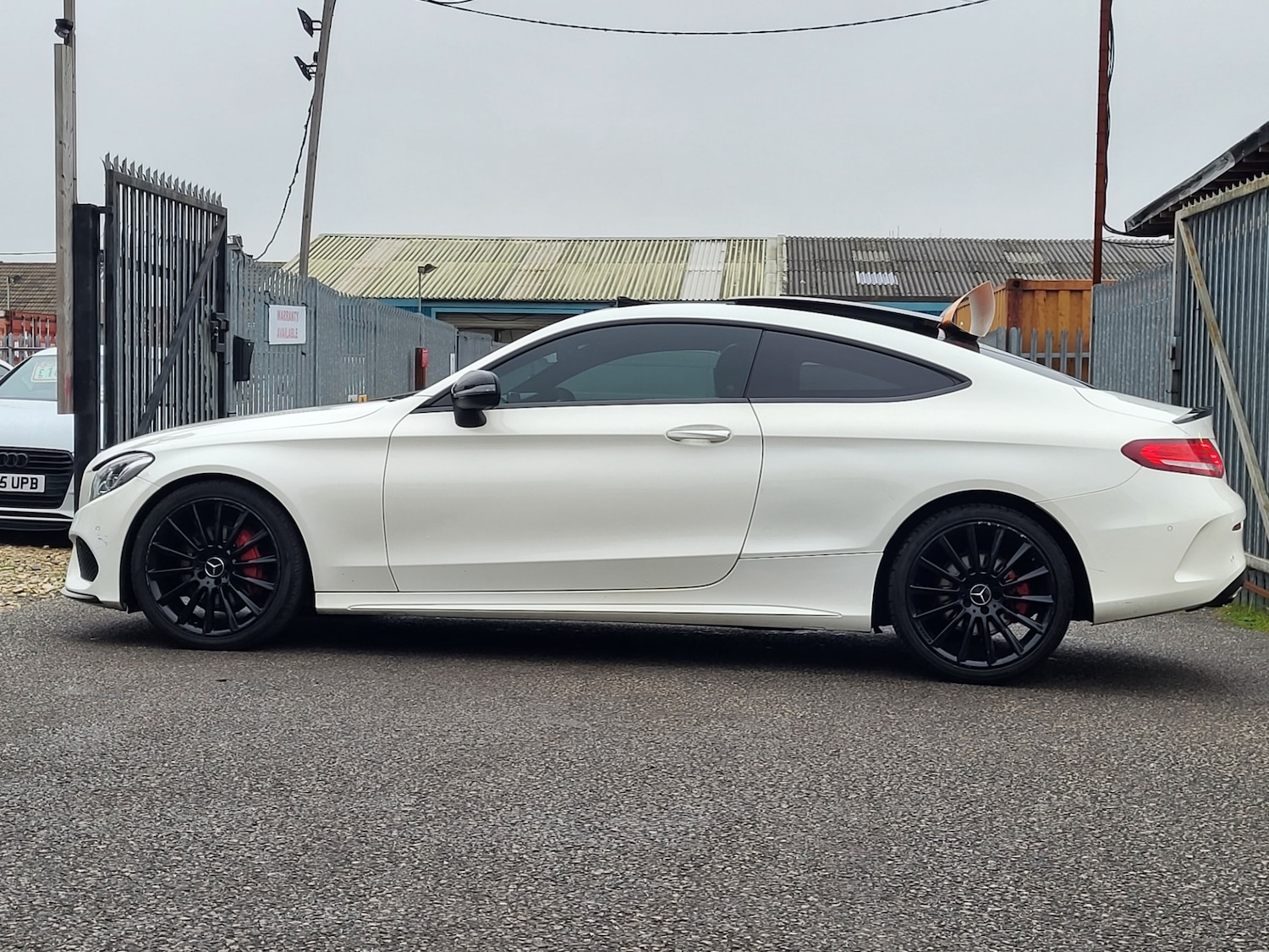 Used Mercedes-Benz C Class 2016 for sale - 76960338: Photo 17