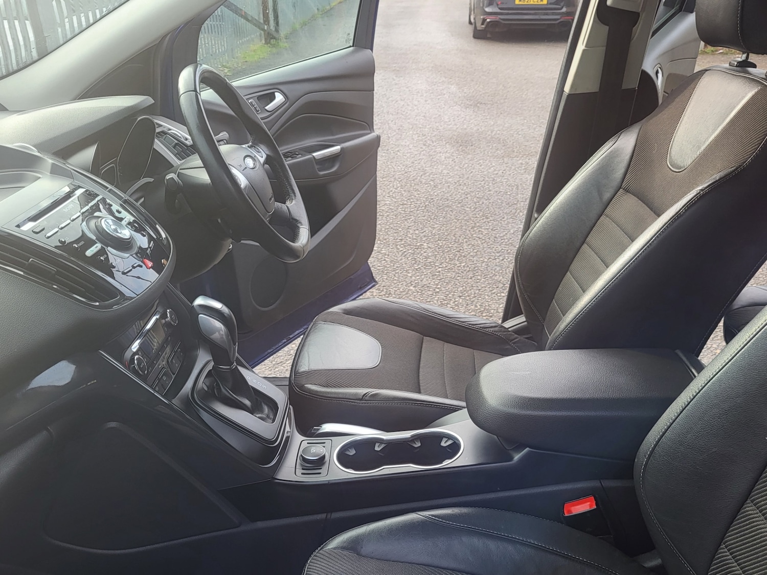 Used Ford Kuga 2014 for sale - 76960341: Photo 17