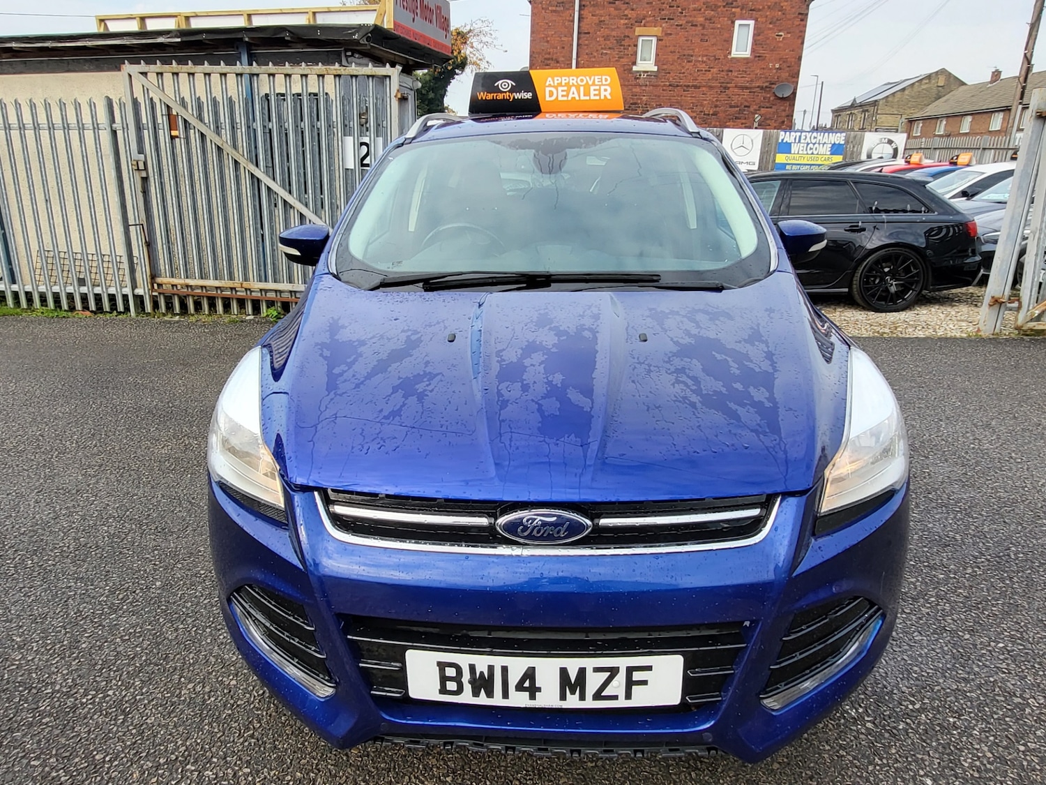 Used Ford Kuga 2014 for sale - 76960341: Photo 2