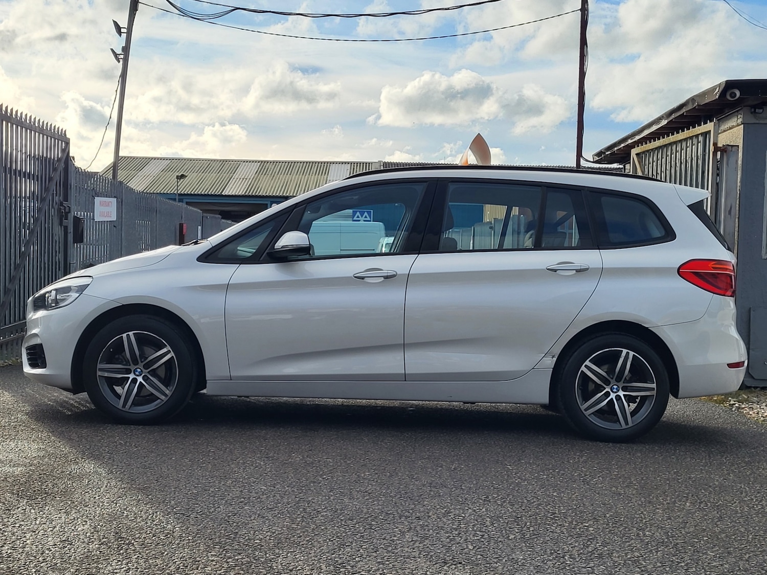 Used BMW 2 Series 2015 for sale - 77247458: Photo 17