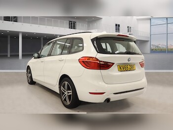 Used BMW 2 Series 2015 for sale - 77247458: Photo