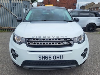 Used Land Rover Discovery Sport 2016 for sale - 78915370: Photo